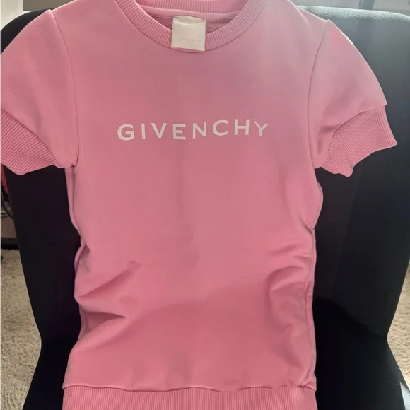 Givenchy Pink Short Sleeve Top - Picture 1 of 2
